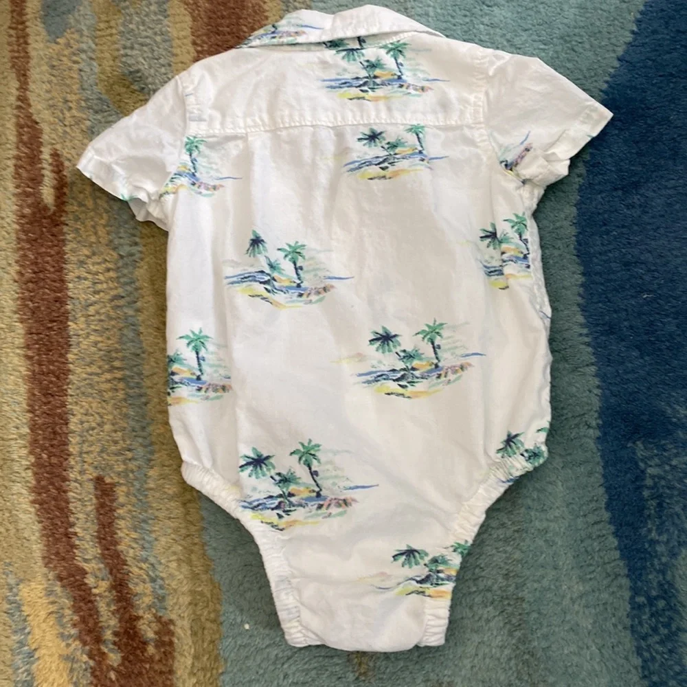 Gap 6-12 month tropical onesie